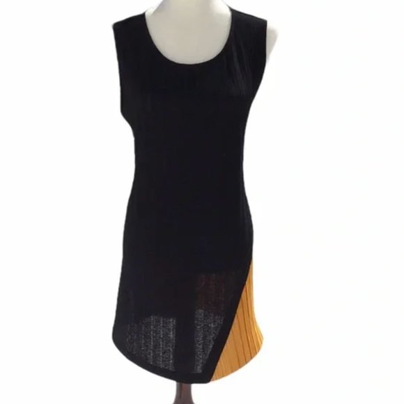 Alfani Dresses & Skirts - Alfani Black & Gold Dress